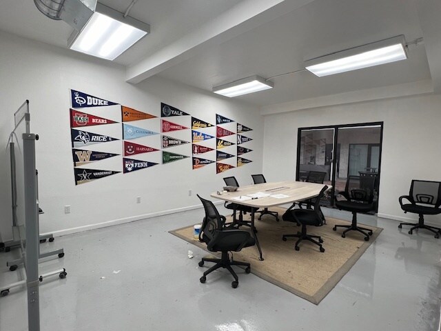 More Photos Of 13079 Artesia Blvd, Cerritos Unknown For Lease