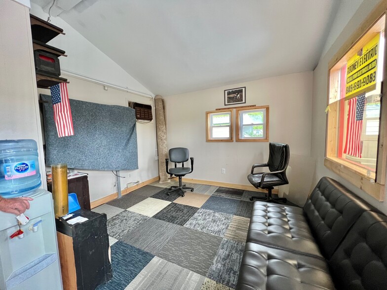 More Photos Of 315 Route 22, Pawling Showroom For Sale