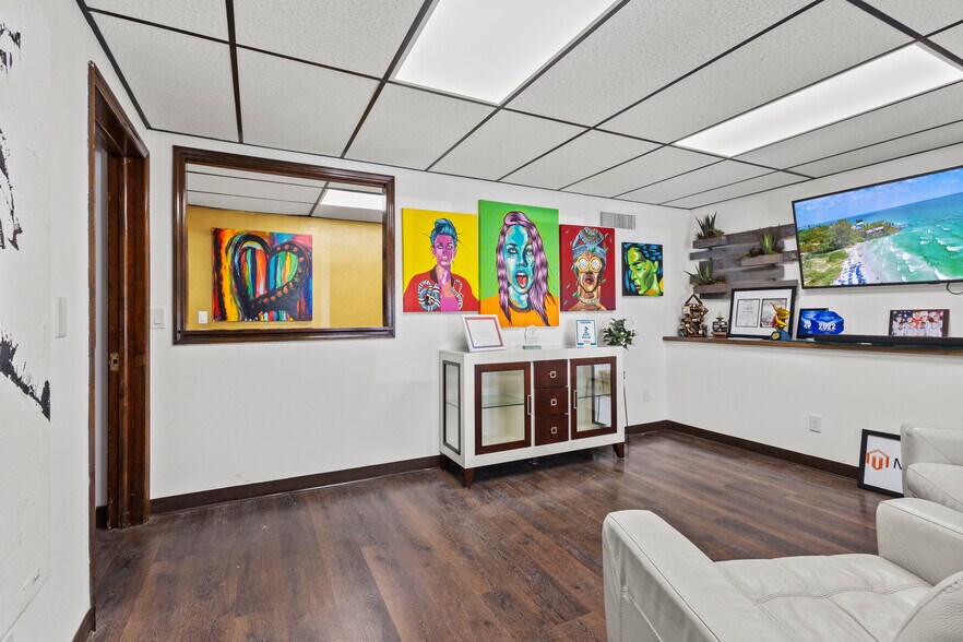 More Photos Of 108 N Depot Dr, Fort Pierce Office Residential For Lease