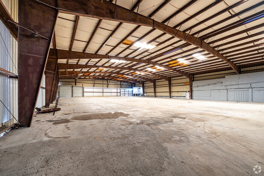 More Photos Of 1424 4th Street, Westwego Distribution For Lease