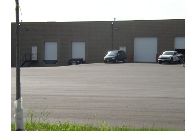 More Photos Of 2120 Howard Dr W, North Mankato Warehouse For Lease