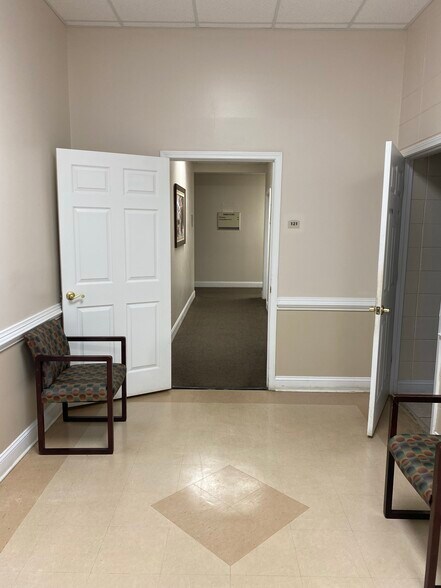 More Photos Of 60 Highway 22 W, Milledgeville Manufacturing For Sale