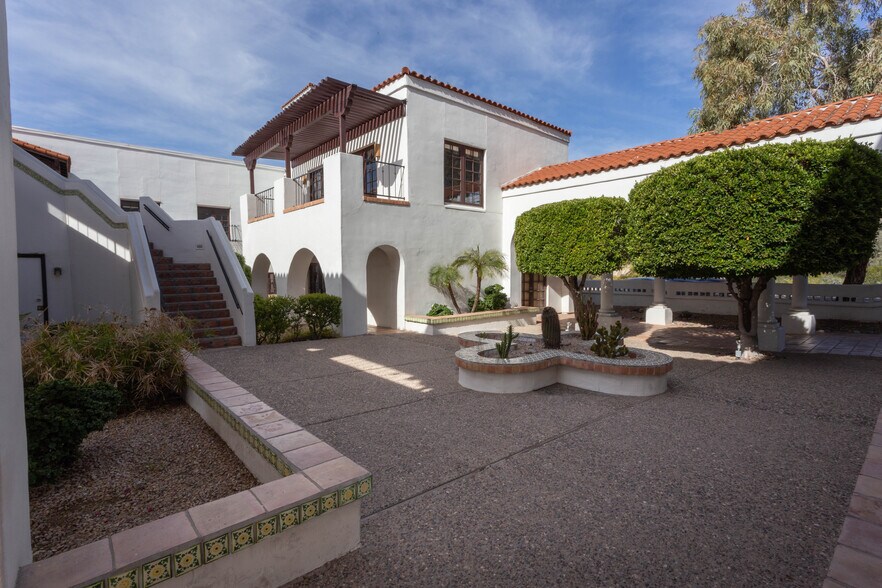 More Photos Of 1825-1845 E Northern Ave, Phoenix Office For Lease