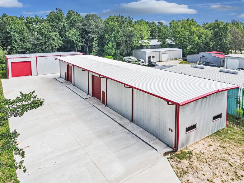 More Photos Of 31815 FM 2978 Rd, Magnolia Warehouse For Lease