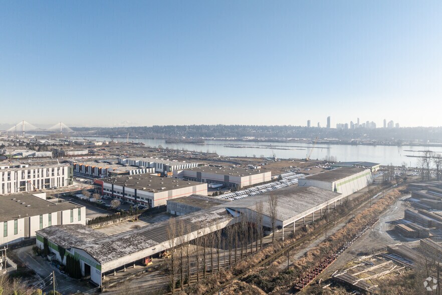 More Photos Of 1050 United Blvd, Coquitlam Land For Lease