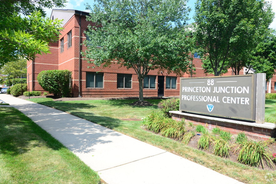 Primary Photo Of 88 Princeton Hightstown Rd, Princeton Junction Medical For Lease