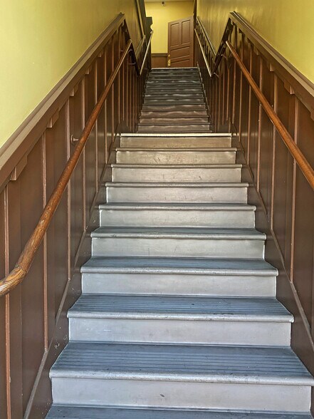 More Photos Of 3000 Whittier Blvd, Los Angeles Medical For Lease