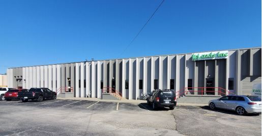 More Photos Of 2820 Roe Ln, Kansas City Warehouse For Sale