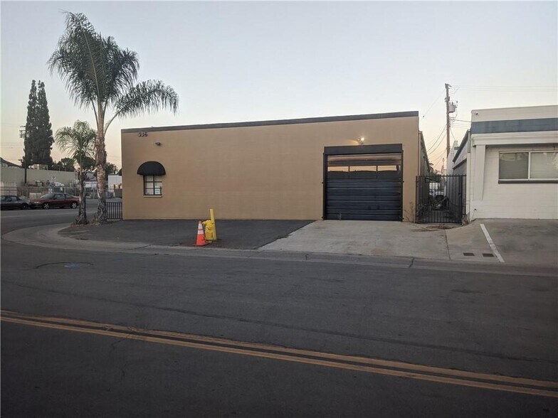 More Photos Of 536 W Mountain View Ave, La Habra Warehouse For Sale