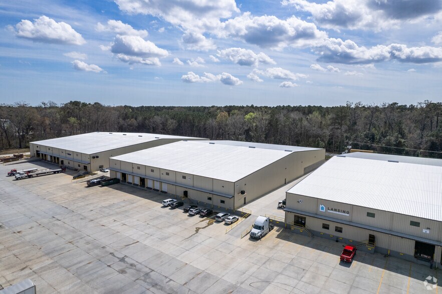 More Photos Of 5250 Old Louisville Rd, Pooler Distribution For Lease