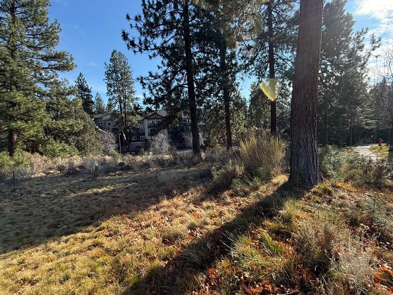 Primary Photo Of 960 Yates dr, Bend Land For Sale