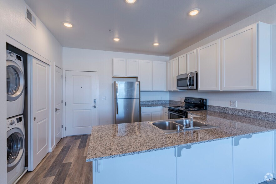 More Photos Of 1125 Avenue of the Oaks, Sparks Apartments For Lease