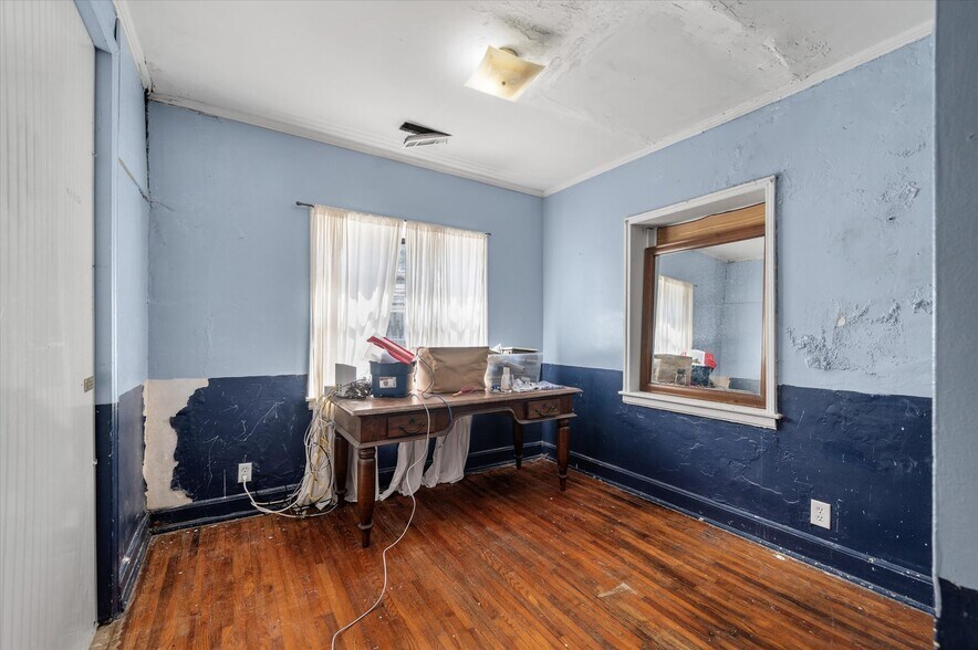 More Photos Of 565 Savannah Hwy, Charleston Office Residential For Sale