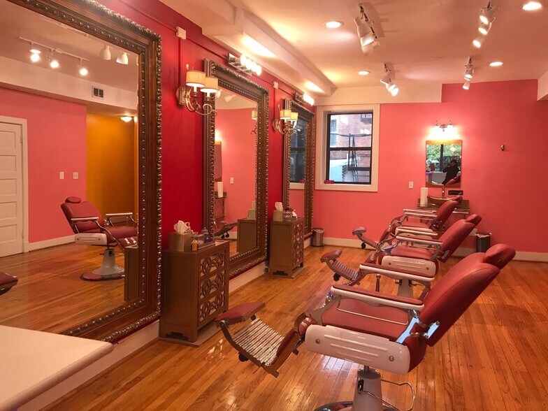 More Photos Of 1768 Columbia Rd NW, Washington Storefront For Lease