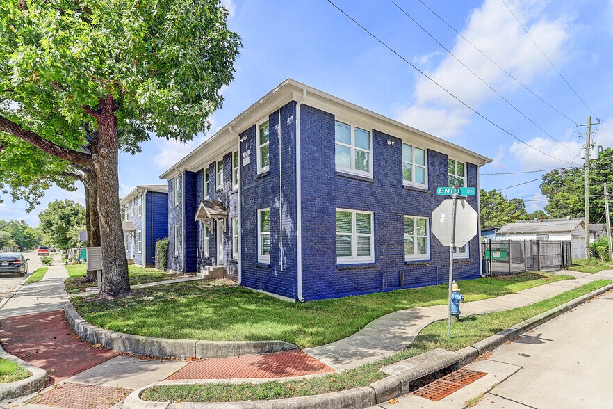 More Photos Of 1009 Enid St, Houston Apartments For Sale