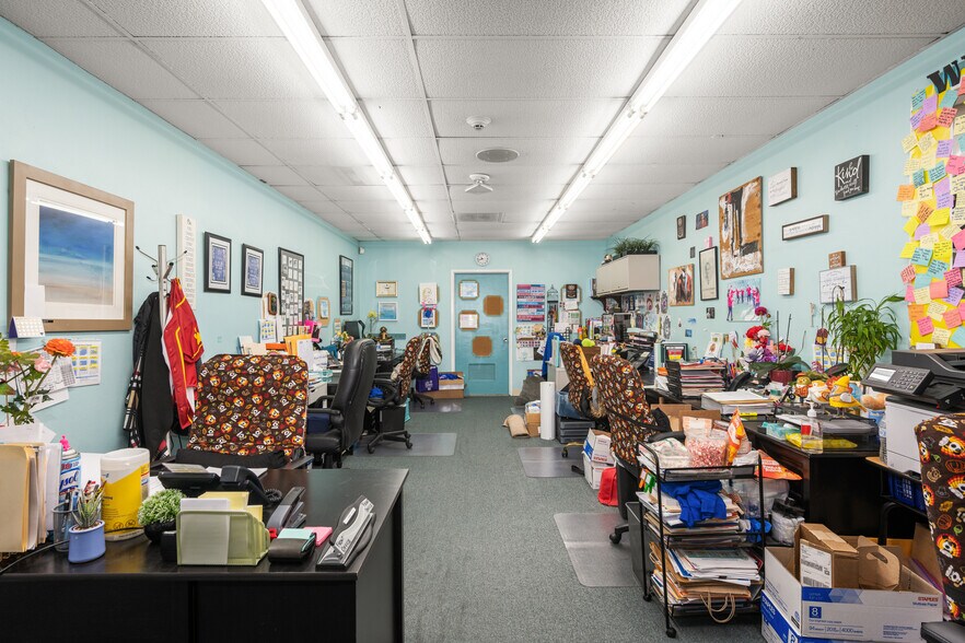More Photos Of 412 W Carl Karcher Way, Anaheim Schools For Sale