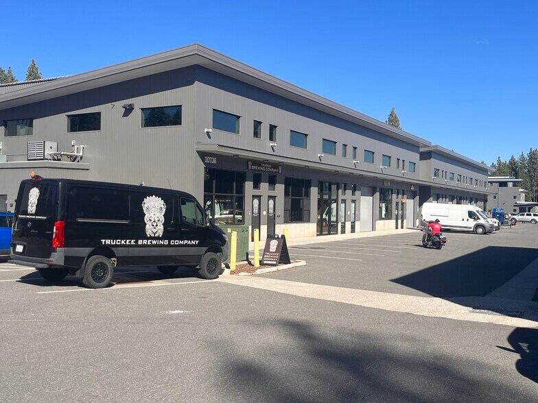 More Photos Of 10775 Pioneer Trl, Truckee Office For Lease
