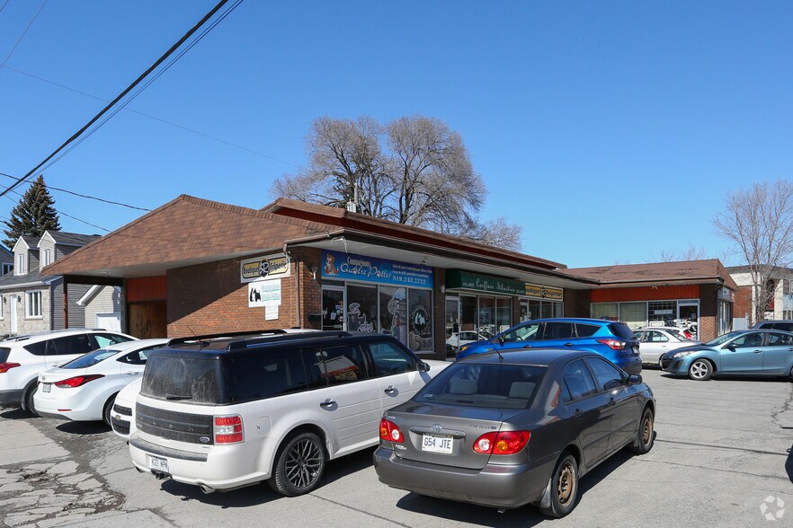 More Photos Of 1079 Rue Saint-Louis, Gatineau General Retail For Sale