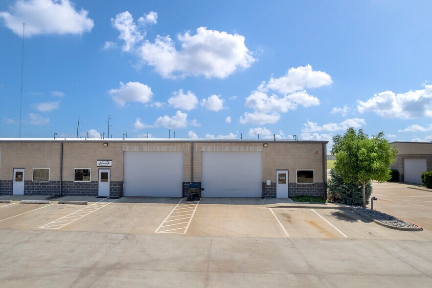 More Photos Of 7308 NW 164th St, Edmond Unknown For Lease