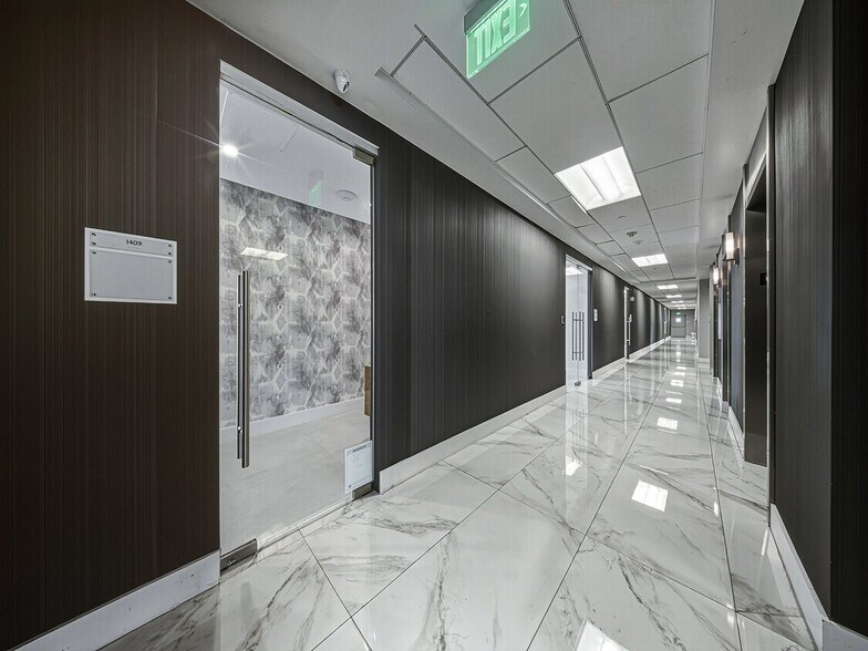 More Photos Of 150 SE 2nd Ave, Miami Office Residential For Sale