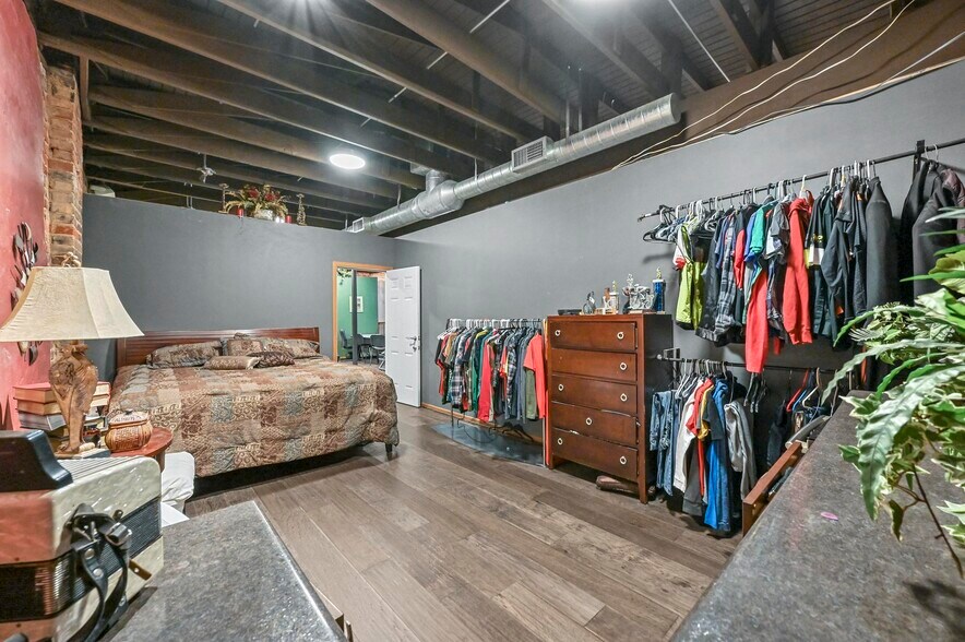 More Photos Of 130 N Main St, Mansfield Storefront Retail Office For Sale