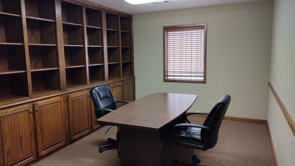 More Photos Of 715 Hobson Ave, Hot Springs National Park Office For Sale