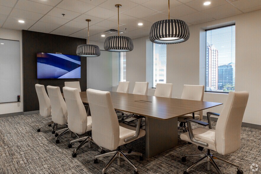 More Photos Of 3838 N Central Ave, Phoenix Coworking Space