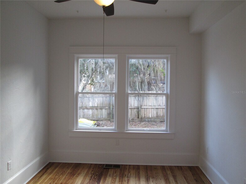 More Photos Of 128 Orange Ave, Leesburg Office Residential For Lease