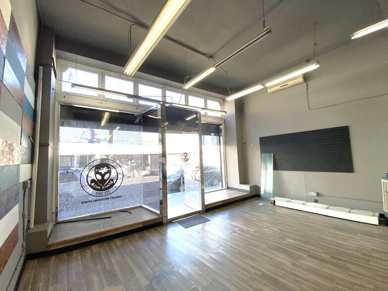 Primary Photo Of 1100-1110 S Main St, Los Angeles Storefront For Lease