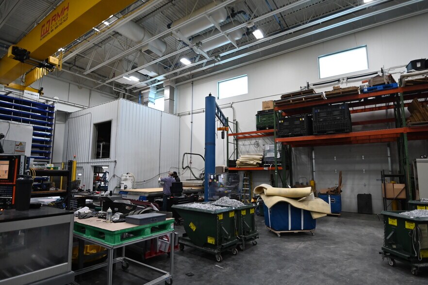 More Photos Of 3301 124th Ave S, Horace Manufacturing For Sale