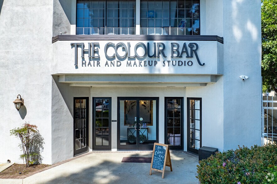 More Photos Of 2585 Cochran St, Simi Valley Freestanding For Sale