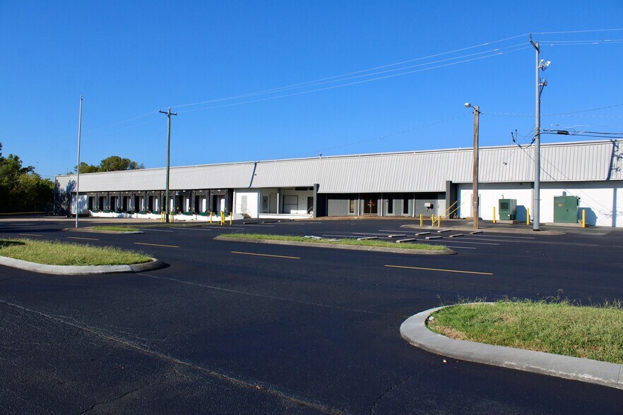 More Photos Of 485 Craighead St, Nashville Distribution For Lease