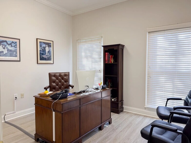 More Photos Of 10101 Siegen Ln, Baton Rouge Loft Creative Space For Lease
