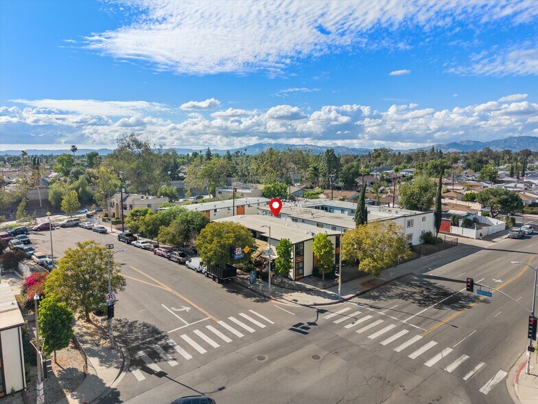 More Photos Of 7601 Whitsett Ave, North Hollywood Apartments For Sale