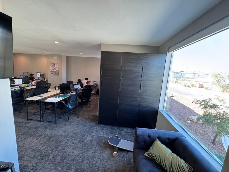 More Photos Of 7336 W Post Rd, Las Vegas Loft Creative Space For Lease