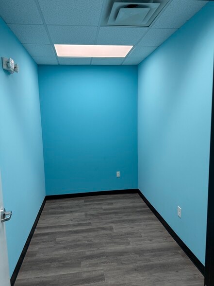 More Photos Of 4245 Johns Creek Pky, Suwanee Medical For Lease