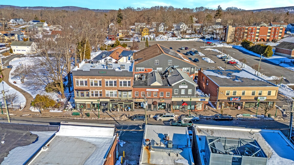 More Photos Of 35 N Main St, Southington Medical For Lease