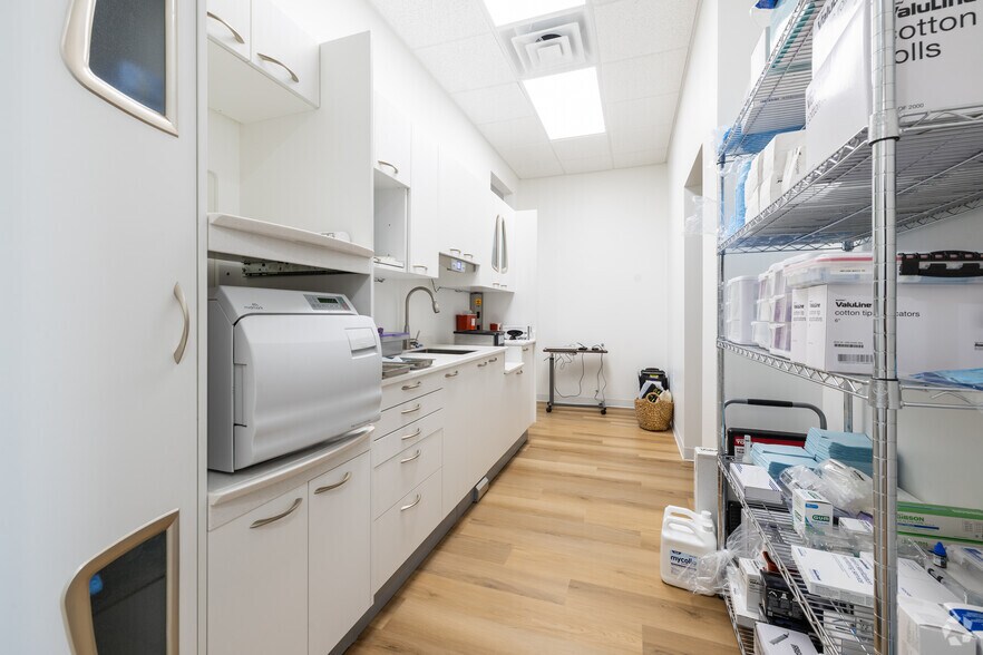 More Photos Of , Magnolia Unknown For Sale