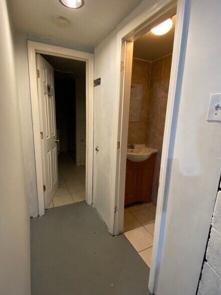 More Photos Of 80-90 Harrison Ave, Jersey City Flex For Lease