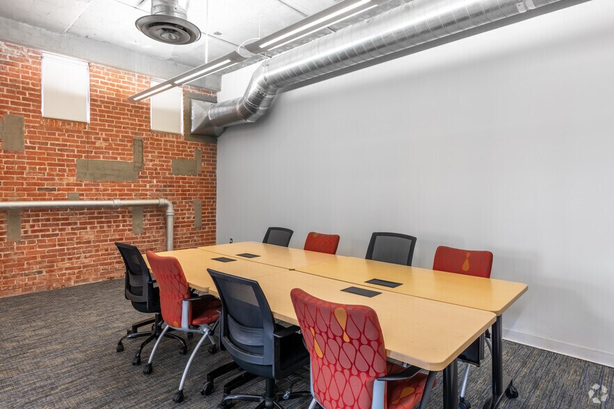 More Photos Of 500 W Overland Ave, El Paso Coworking Space
