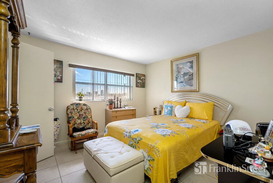 More Photos Of , Tampa Multifamily For Sale