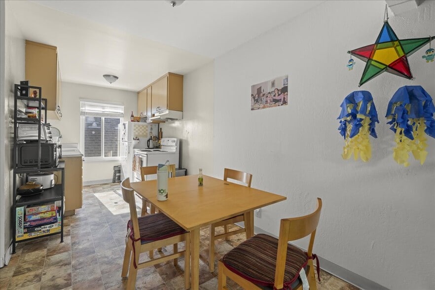 More Photos Of 2231-2233 Grant St, Berkeley Apartments For Sale
