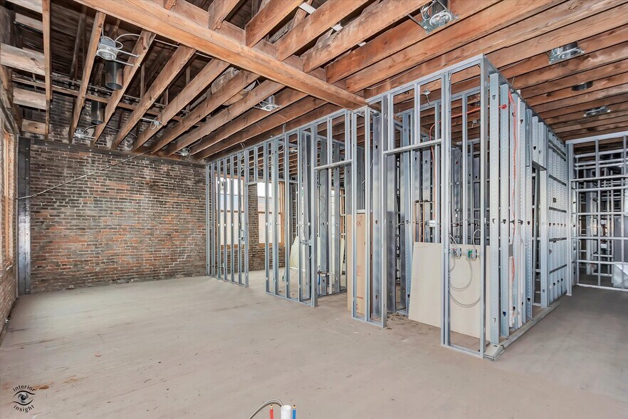 More Photos Of 801-805 1st Street, La Salle Storefront Retail Residential For Sale