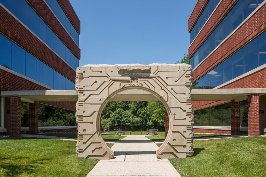 More Photos Of 301 Lippincott Dr, Marlton Office For Lease
