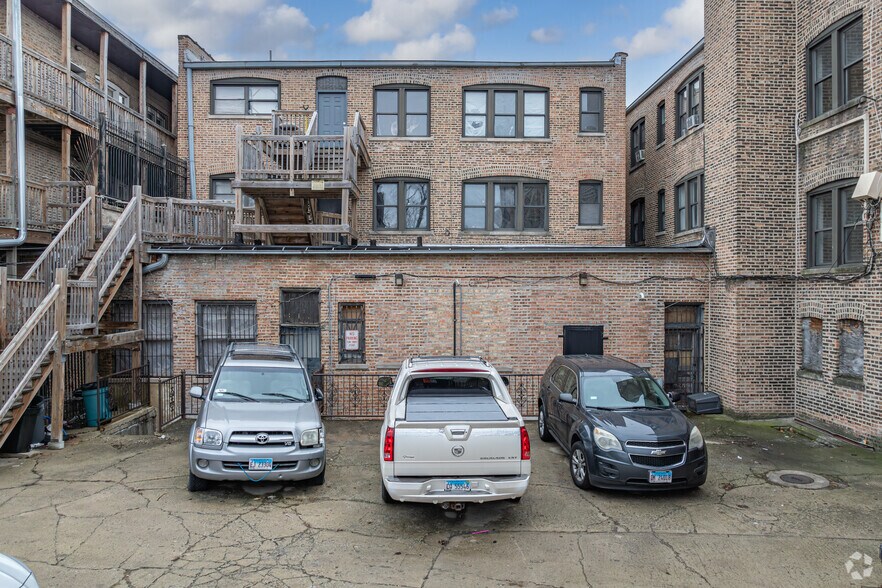 More Photos Of 1210 W 83rd St, Chicago Apartments For Sale