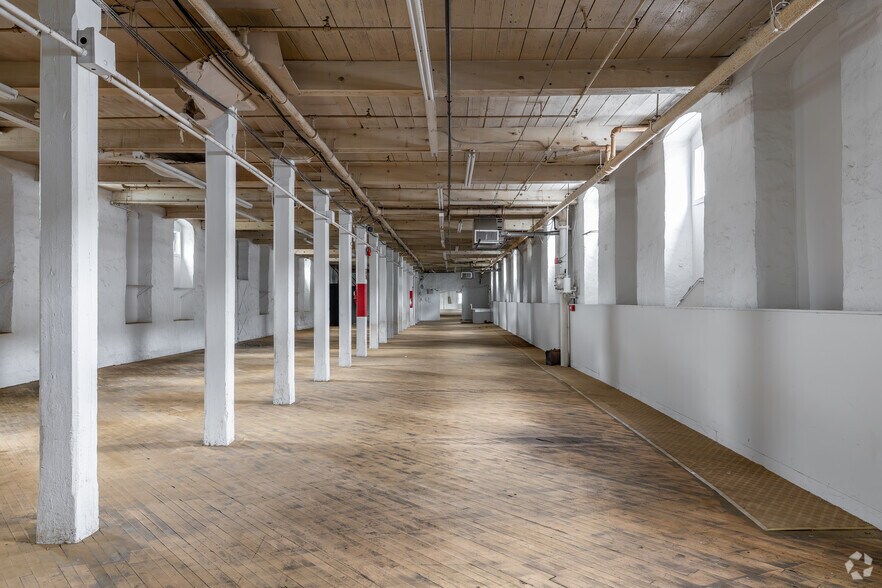 More Photos Of 50 Hulmeville Ave, Penndel Warehouse For Sale