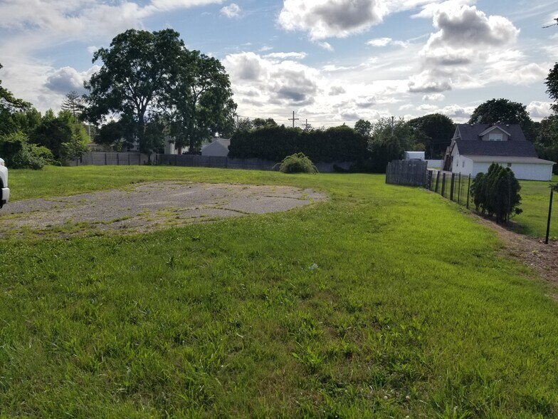 More Photos Of 1350 Lakeland Ave, Bohemia Land For Sale