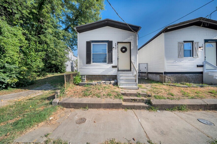 More Photos Of 3016 River Park Dr, Louisville Specialty For Sale