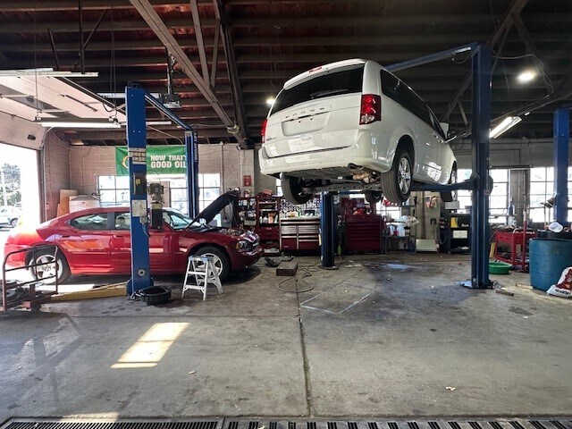 More Photos Of 1537 Bridge St, New Cumberland Auto Dealership For Sale