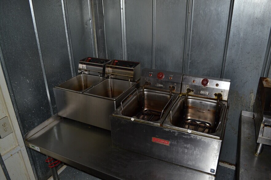 More Photos Of 220 Highway 261, Buchanan Dam Restaurant For Lease